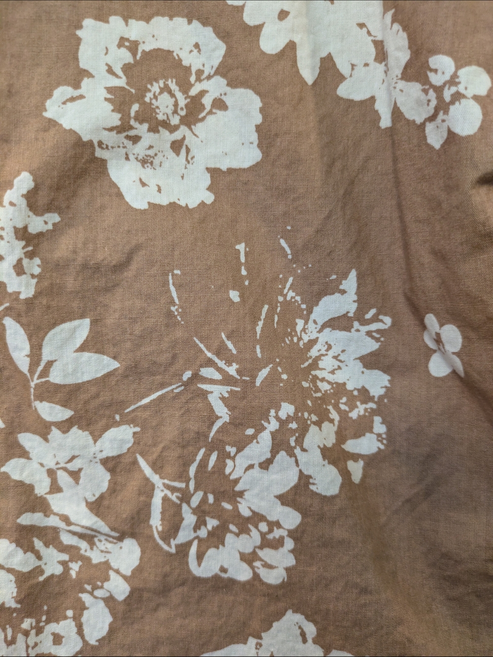 🔴 3/$15 Roaman's Tan and White Floral Button-Down Shirt - Picture 4 of 12
